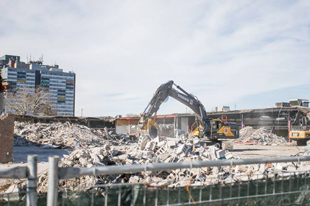 Toronto's Galleria Mall Is Finally Being Demolished